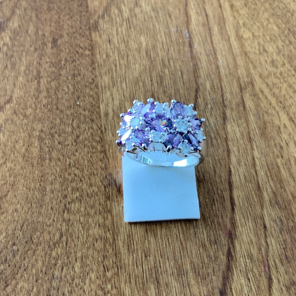 Elegant Silver and Purple Women's Ring